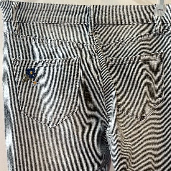 SOLD! New DRIFTWOOD Farrah Flare - Pinstripe Lagoon Waist 25 - Picture 7 of 8